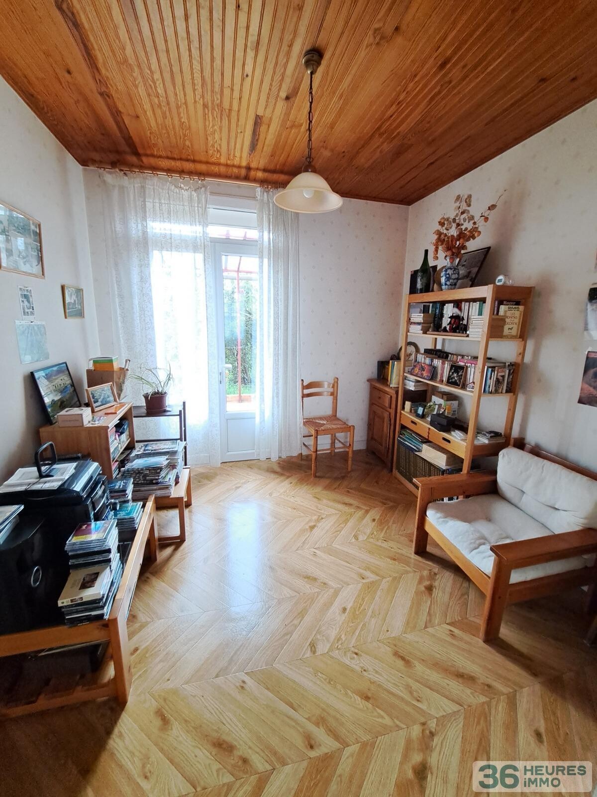 Cite des pins - maison avec garage et joli jardin