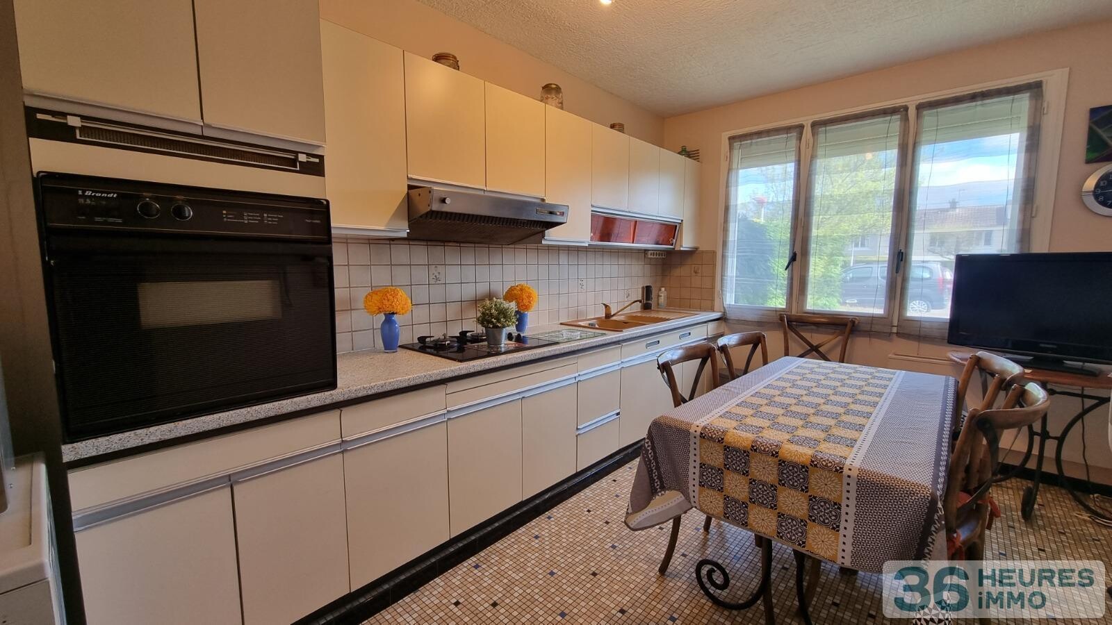 Maison avec chambre de plain pied. 