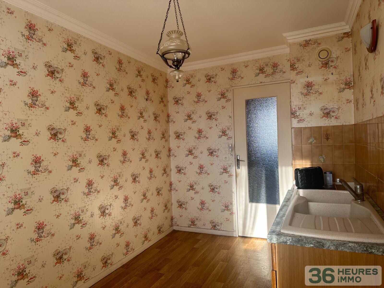 Centre-ville concarneau, t3, 62 m² avec garage et loggia