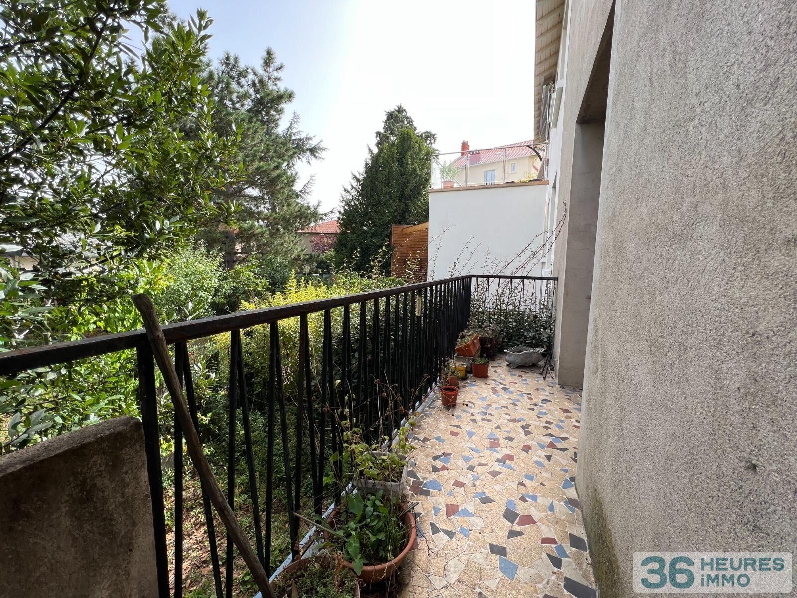 Maison de ville quartier neufs soleils.