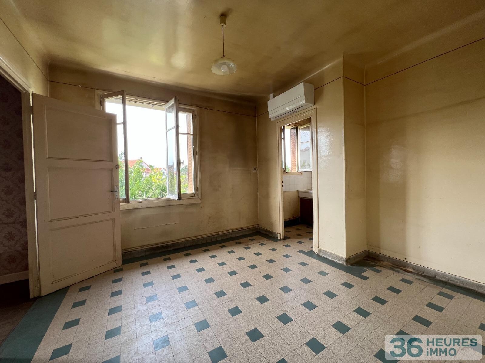 Maison de ville quartier neufs soleils.