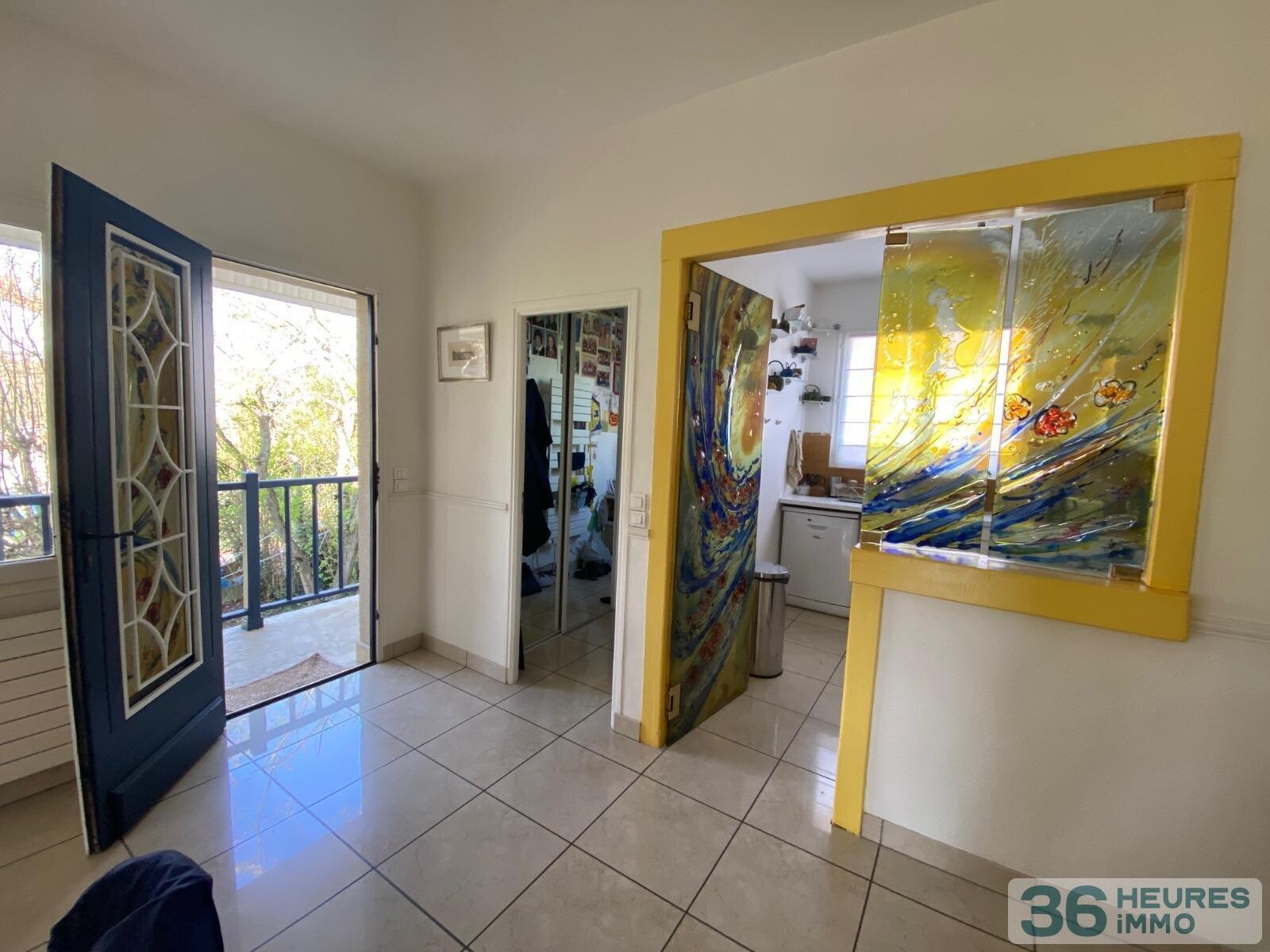 Prestations de qualite, 213m2 au sol, grand jardin, garage