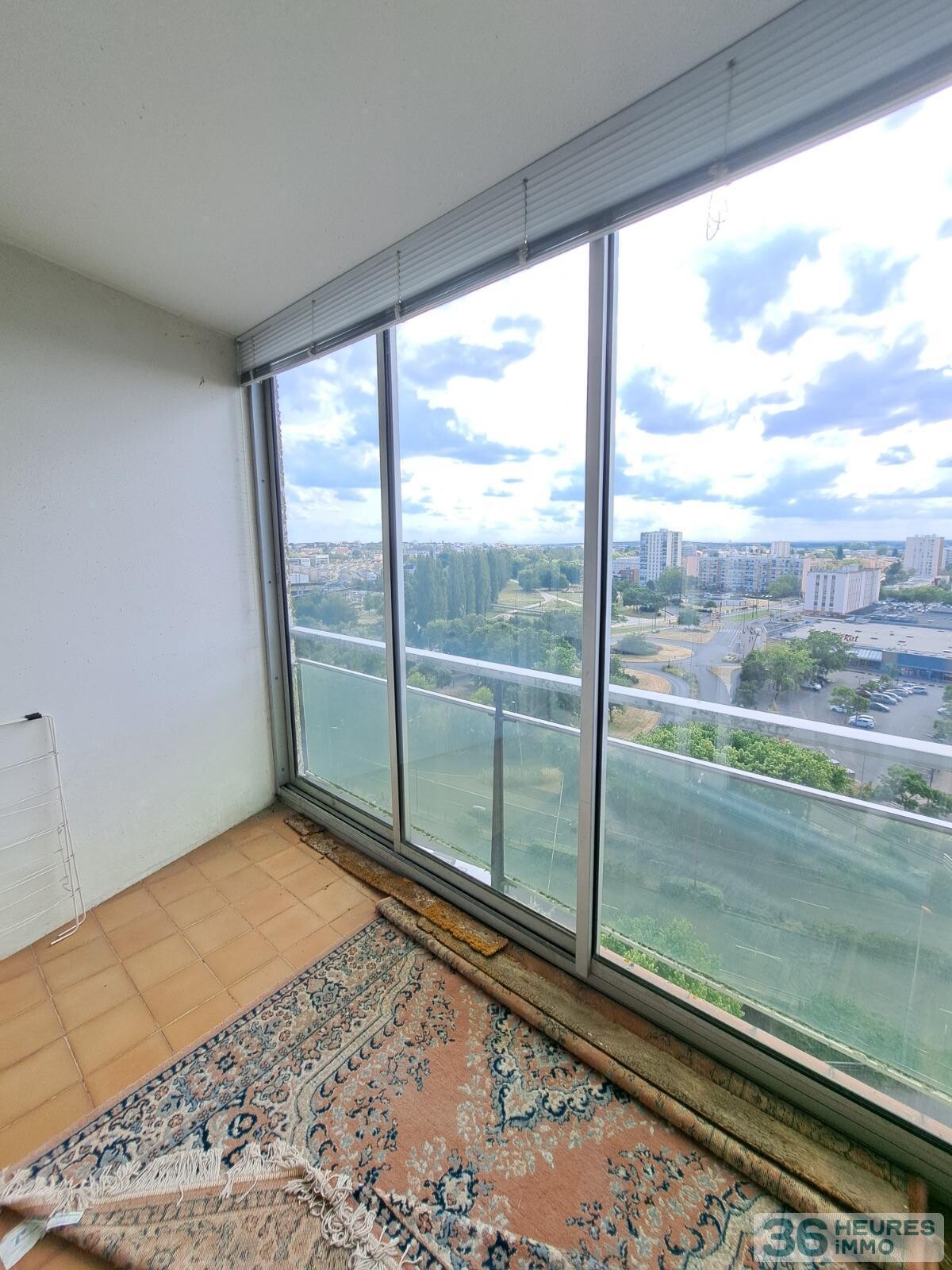 Le mans sud - residence de standing - t3 avec balcon 