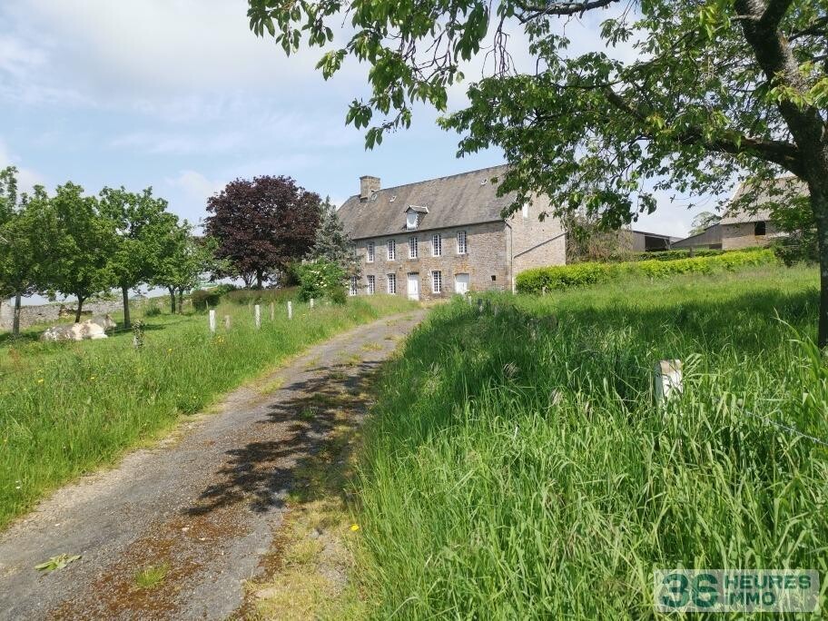 Corps de ferme à montchauvet 14350 (souleuvre-en-bocage)
