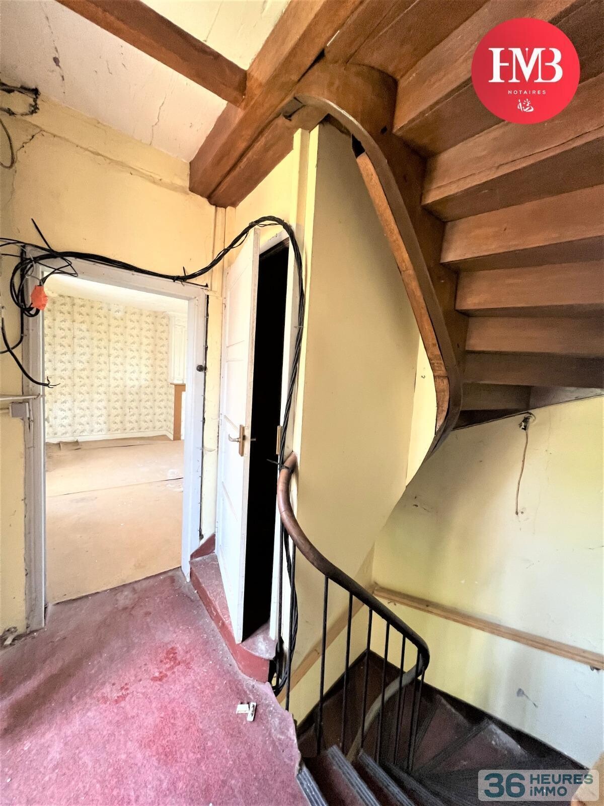 Presbytère de mourjou  (commune de puycapel)