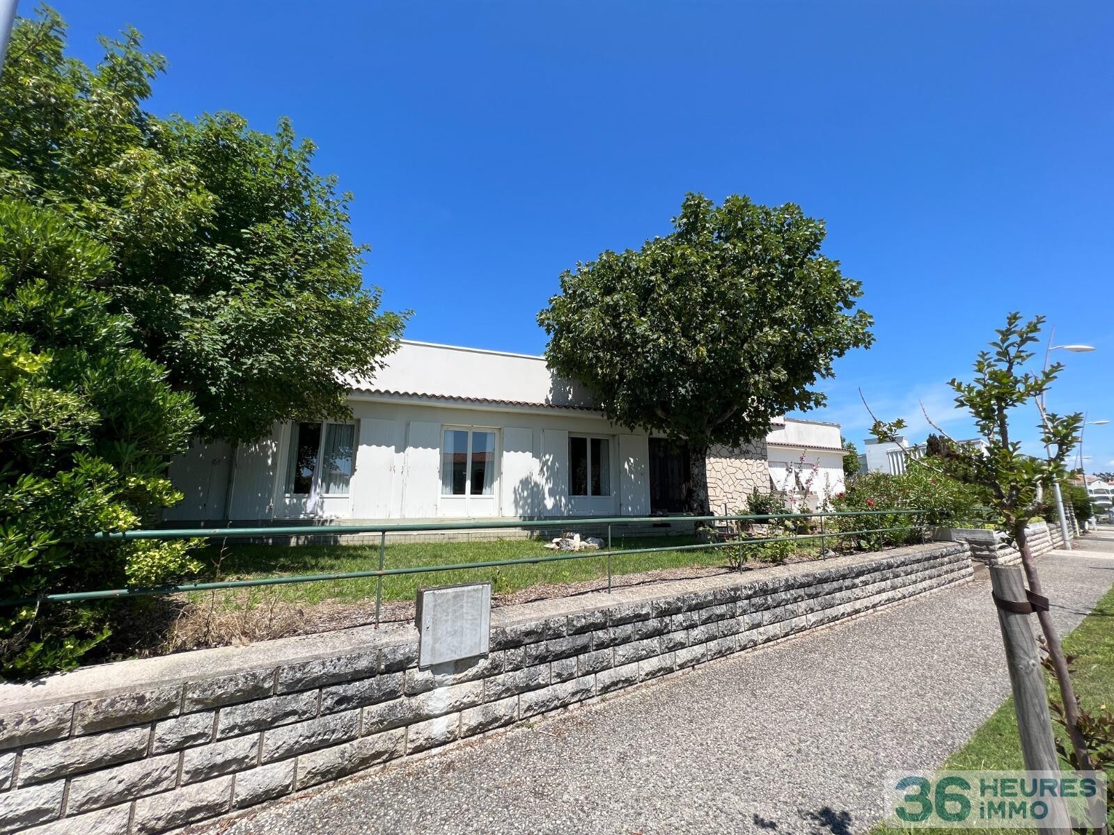 Maison avec jardin