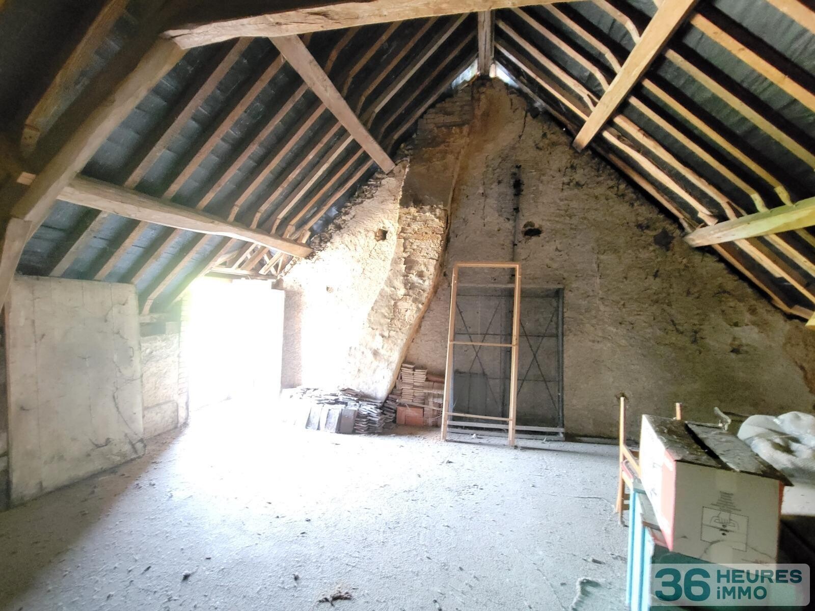 Maison centre cloyes les trois rivieres 3 pièces avec jardin au bord du torrent