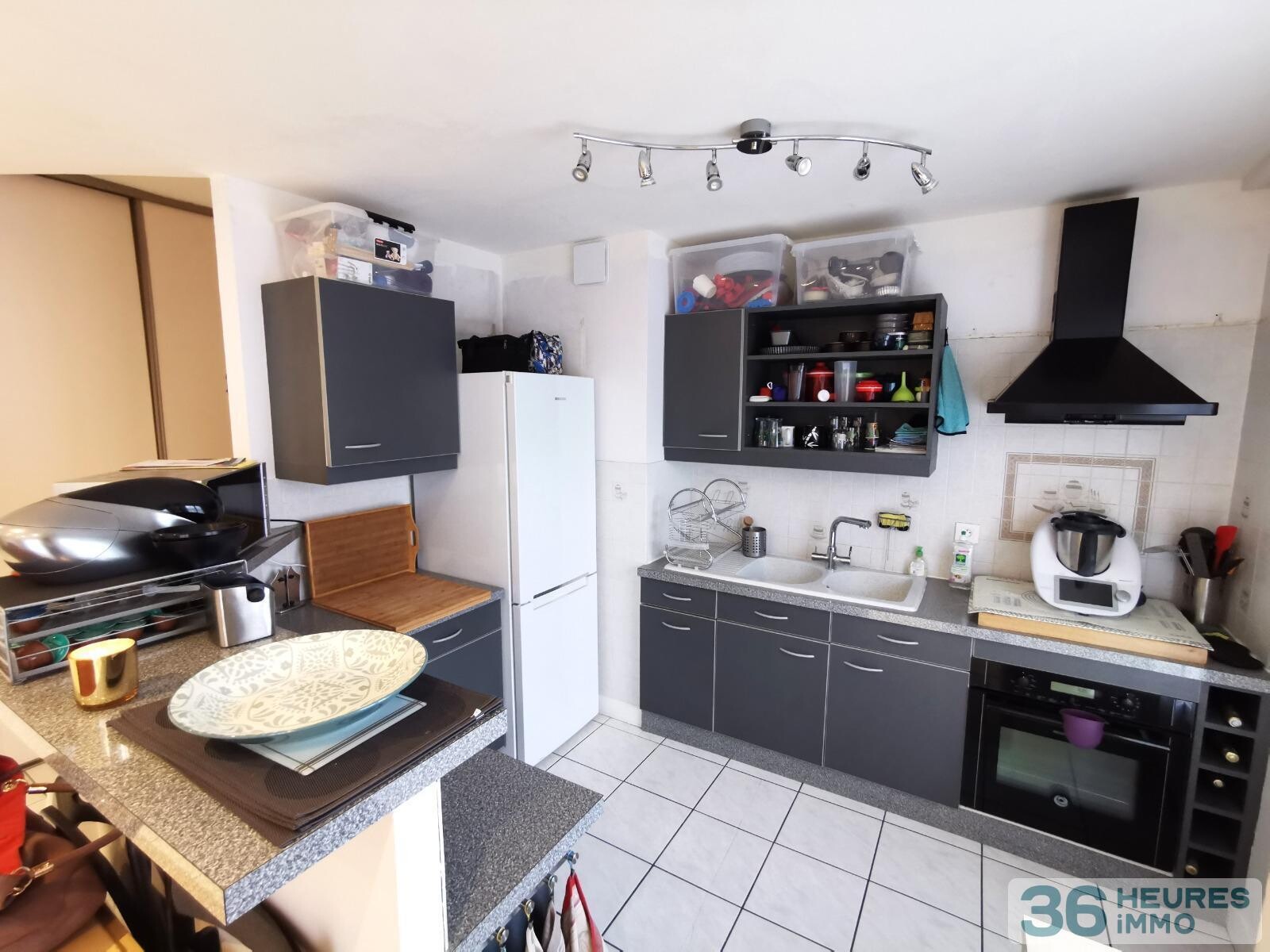 Appartement 2 pièces avec terrasse + 2 parkings