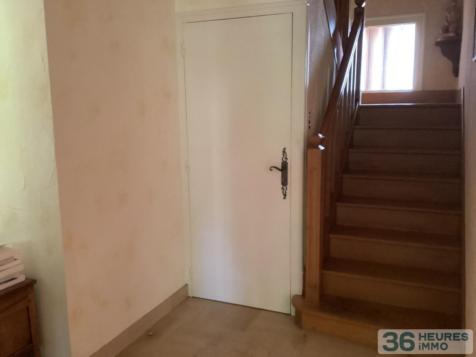 Pavillon style ile de france sur sous-sol avec partie de terrain constructible