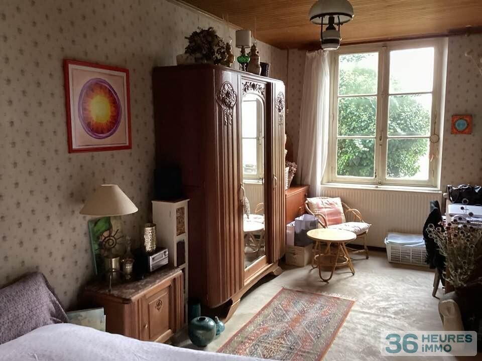 Maison ancienne en pans de bois à restaurer