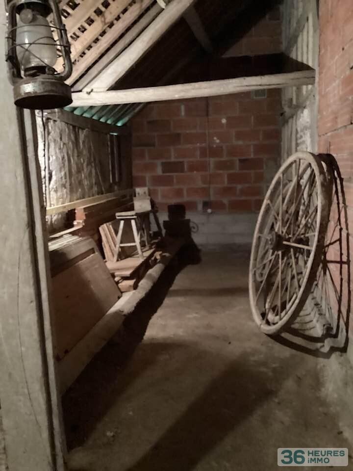 Maison ancienne en pans de bois à restaurer