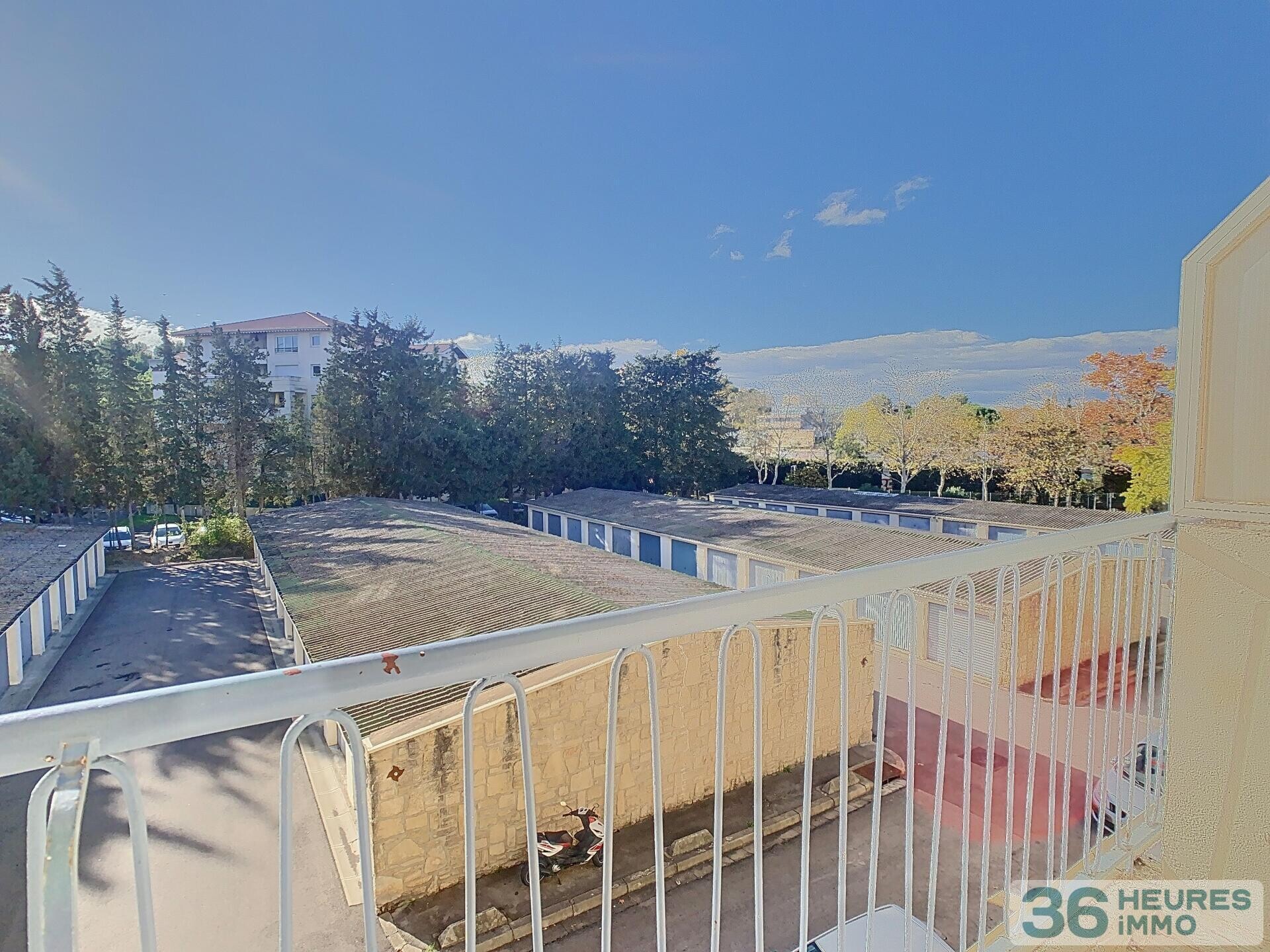 Appartement type 3 à rénover et garage