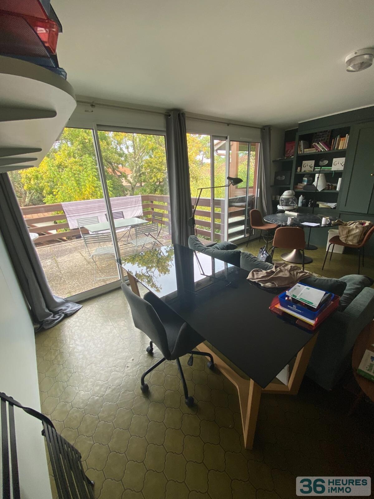 Immeuble avec pharmacie