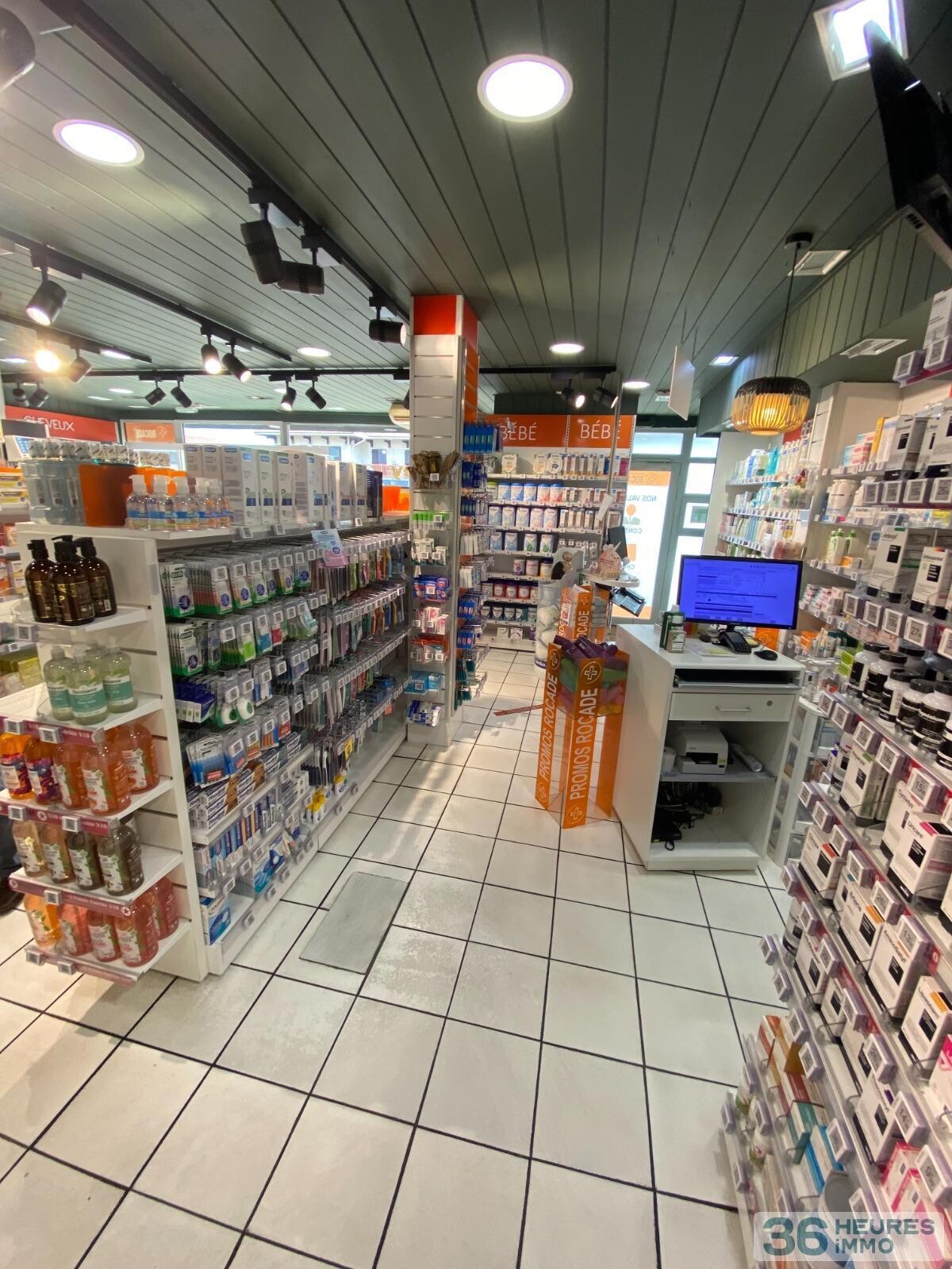 Immeuble avec pharmacie