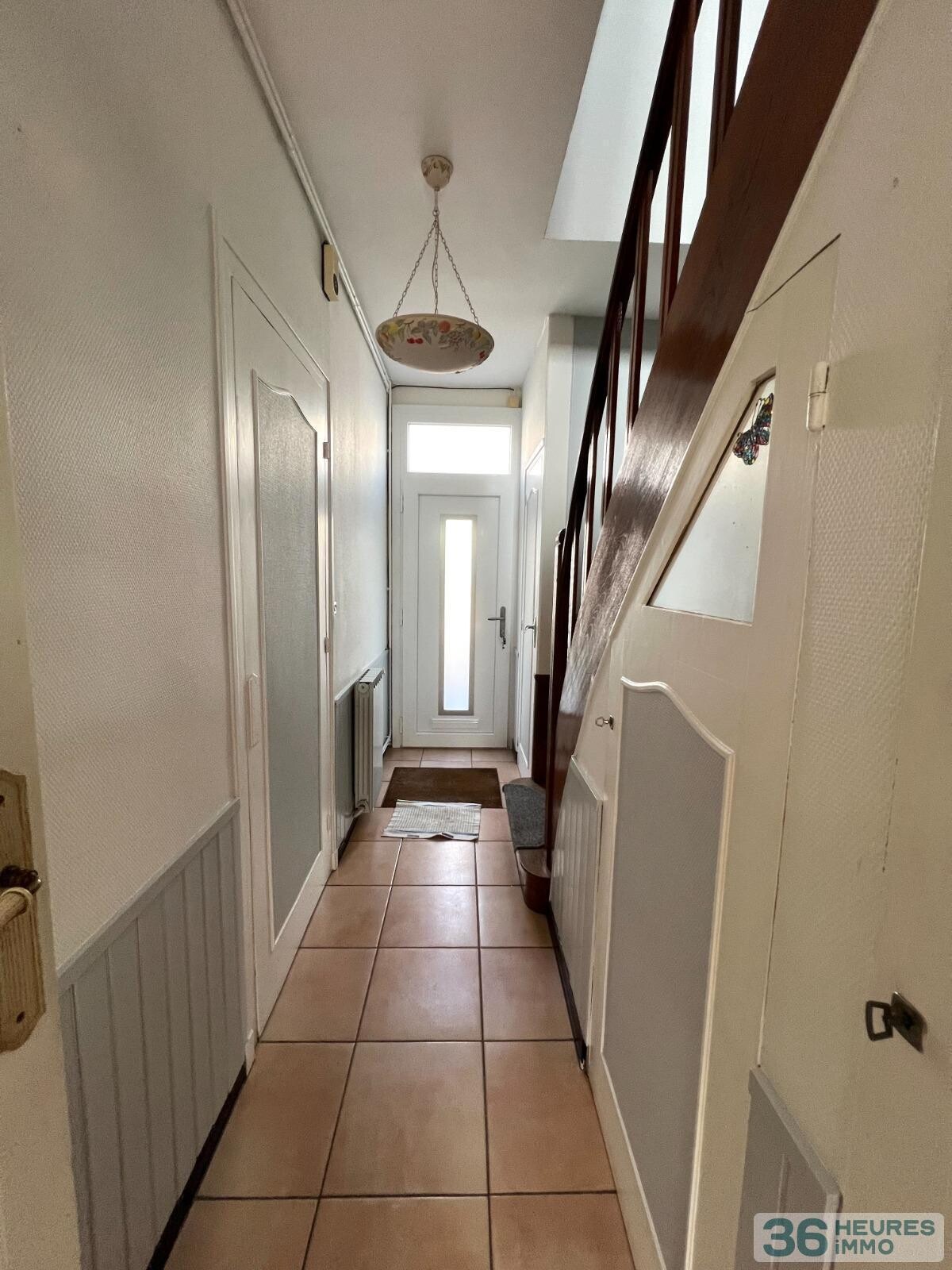 Maison de ville proche de toutes commodités