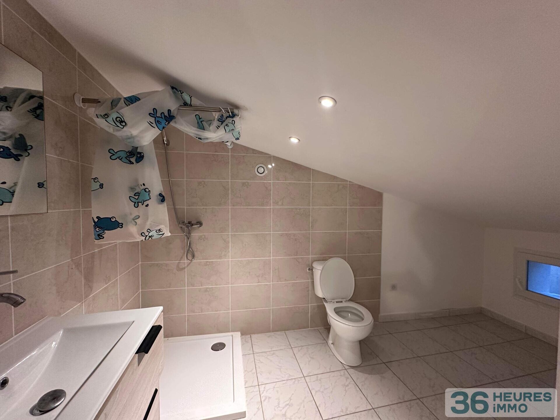 Maison de village NYONS 