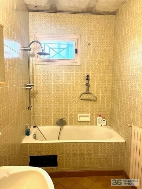 MAISON PLUME LA POULE