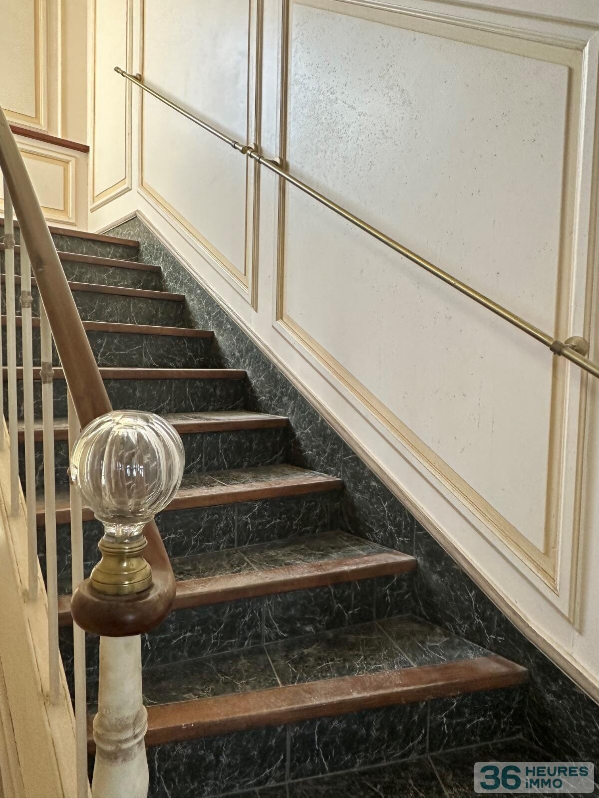 Sur les Quais, Maison de 210 m² avec appartement indépendant sur l'arrière