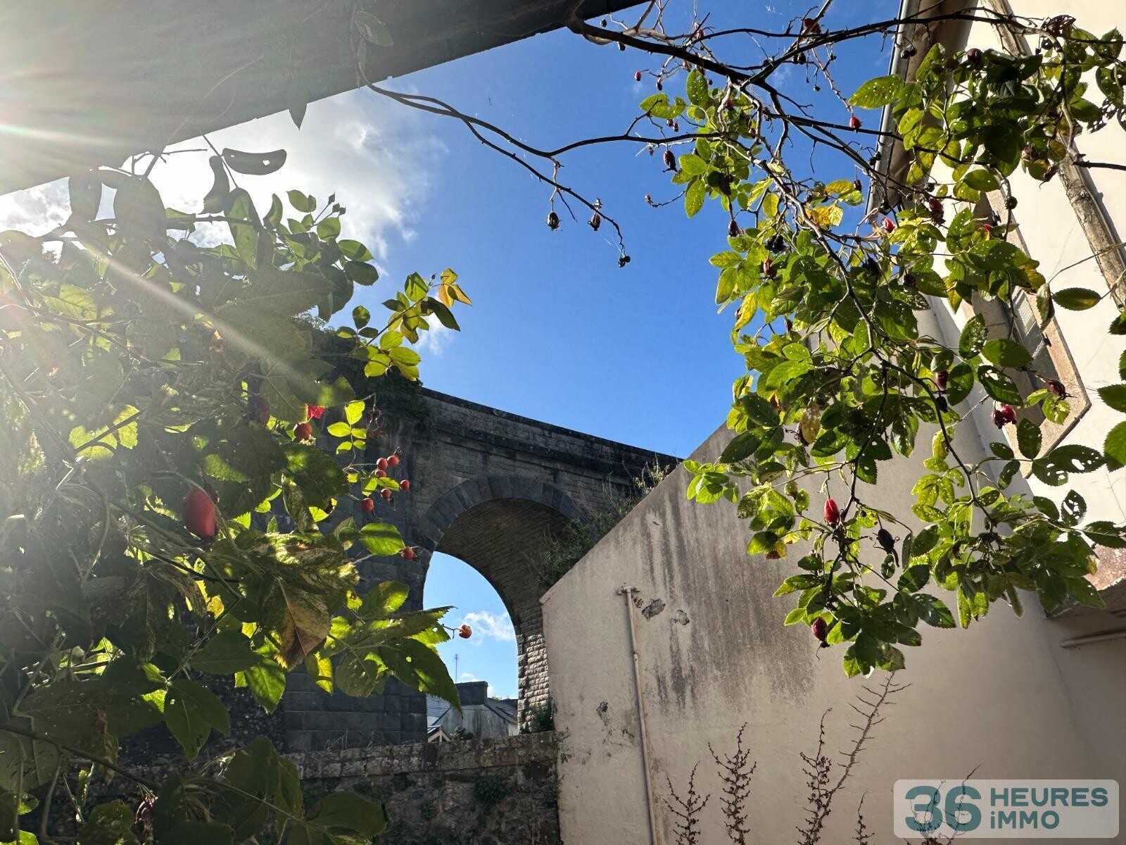 Sur les Quais, Maison de 210 m² avec appartement indépendant sur l'arrière