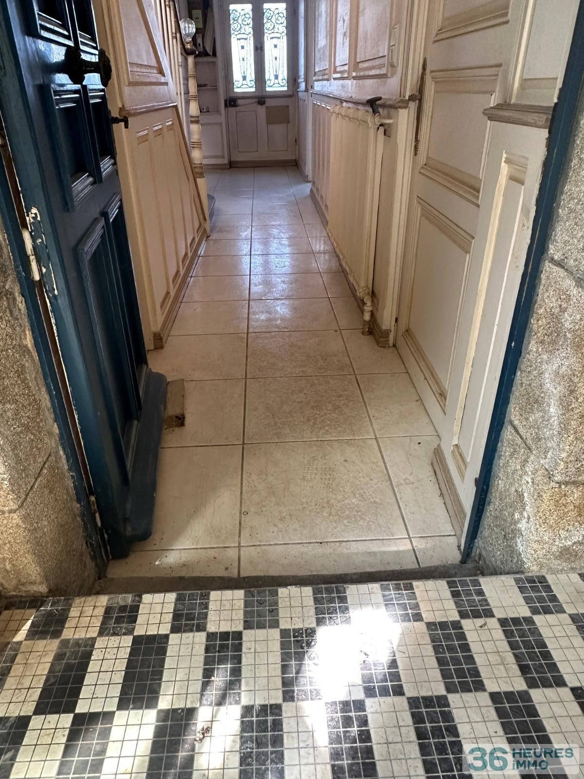 Sur les Quais, Maison de 210 m² avec appartement indépendant sur l'arrière