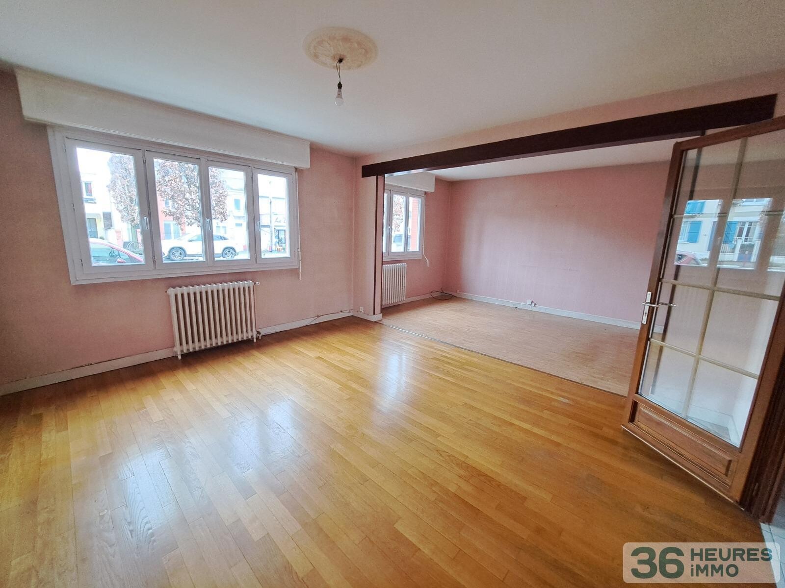 APPARTEMENT AVEC GARAGE ET JARDIN 