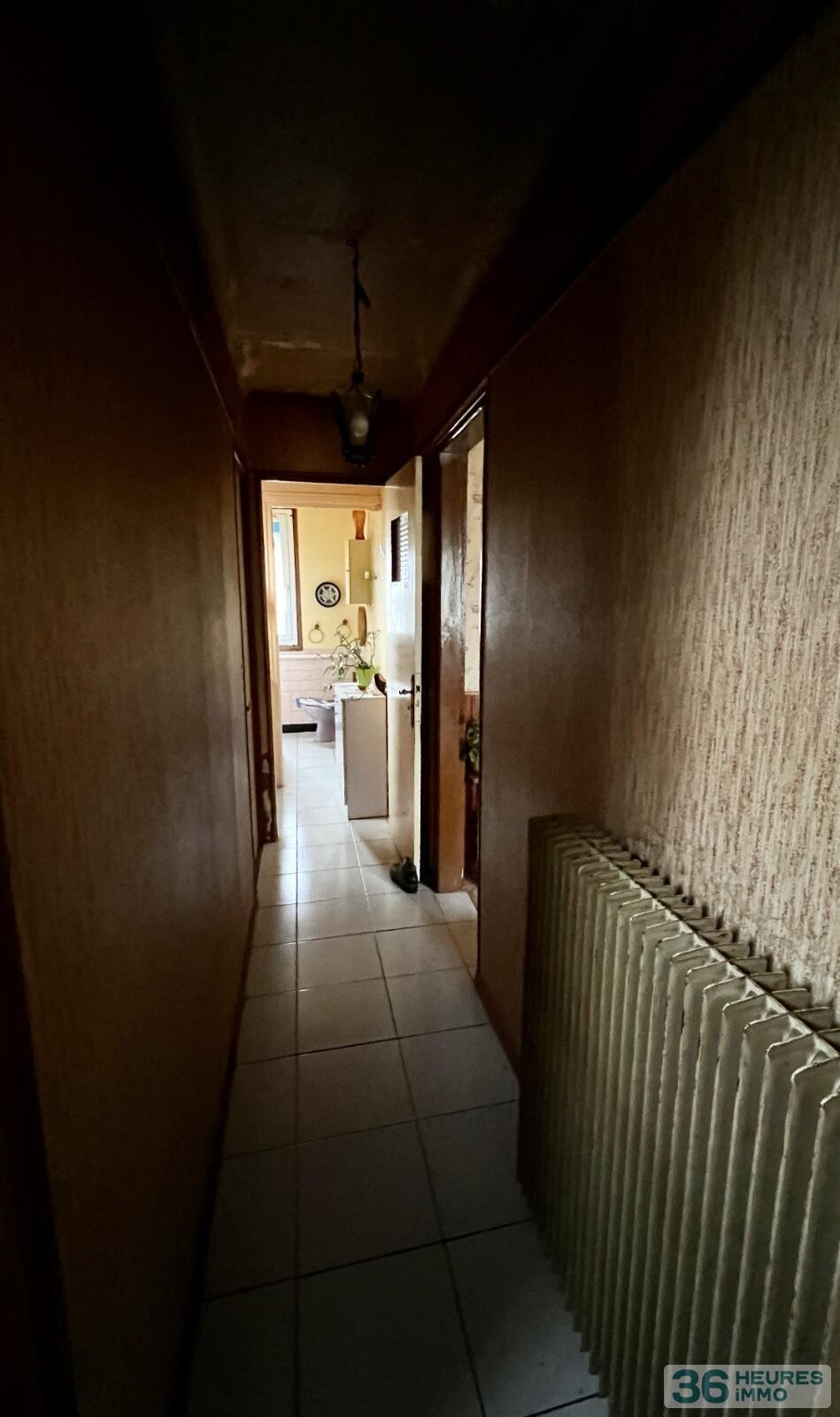 Petite Maison à rénover avec garage indépendant de 40 m² - rue de la Gare