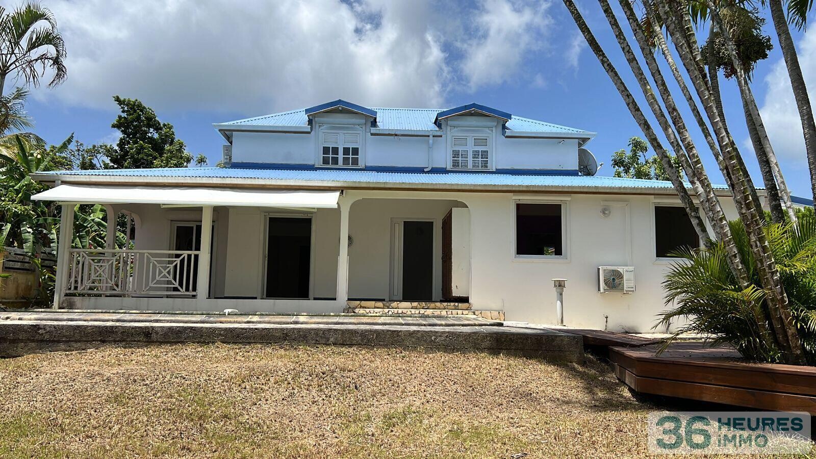 Villa 220 m2 à vendre à Baie-Mahault