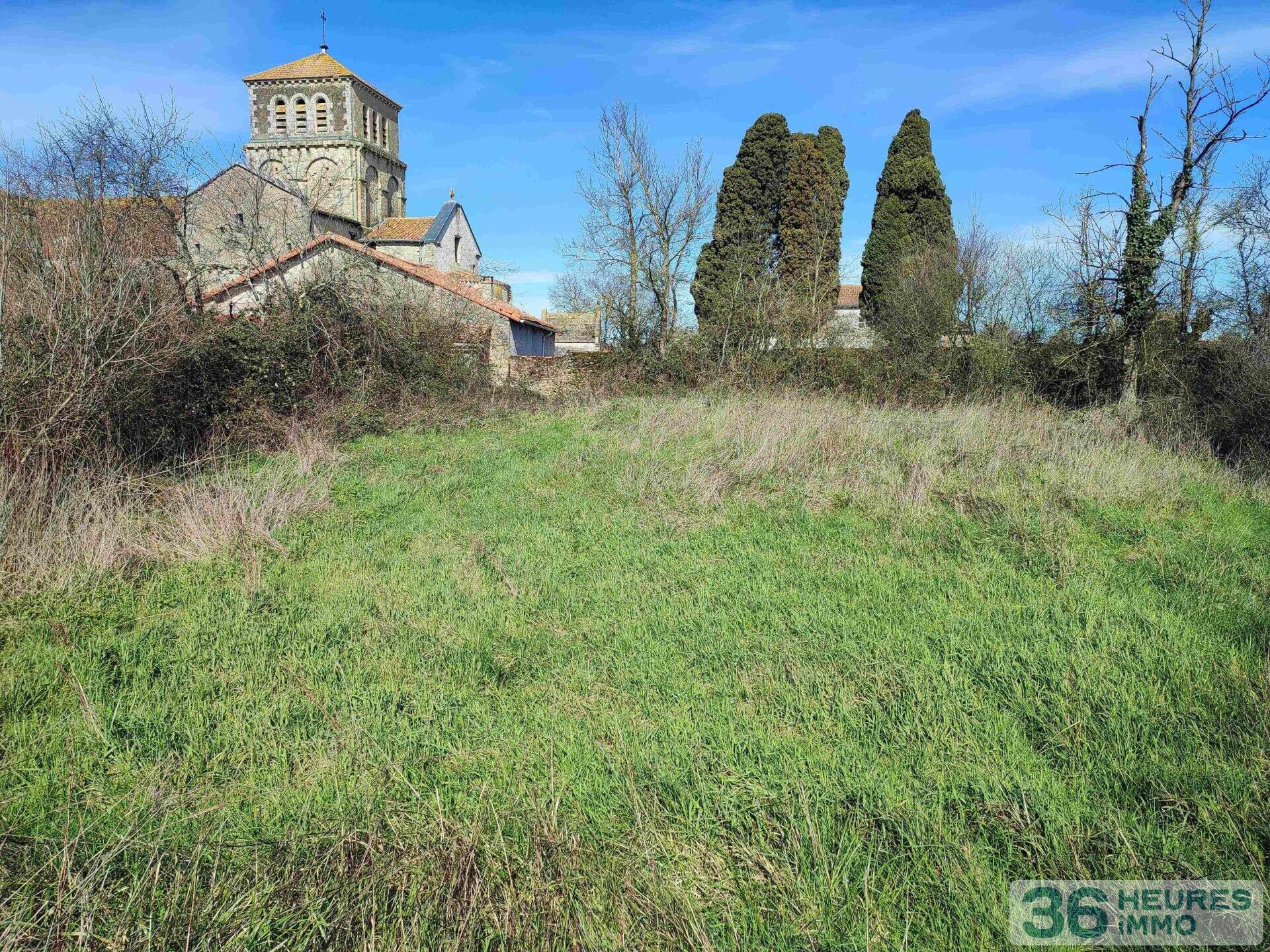 Terrain constructible 1374 m²