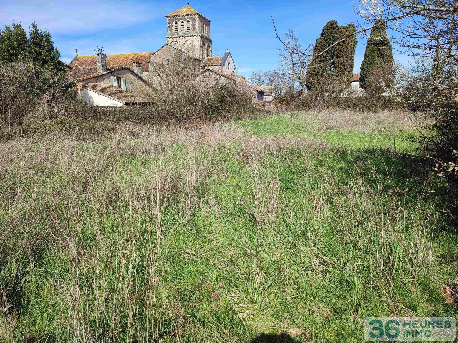 Terrain constructible 1374 m²