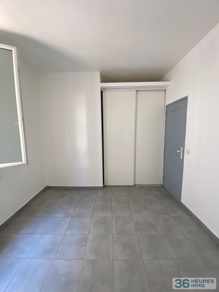 Immeuble 210 m² - 4 appartements + Local commercial + Cave - Centre ville -