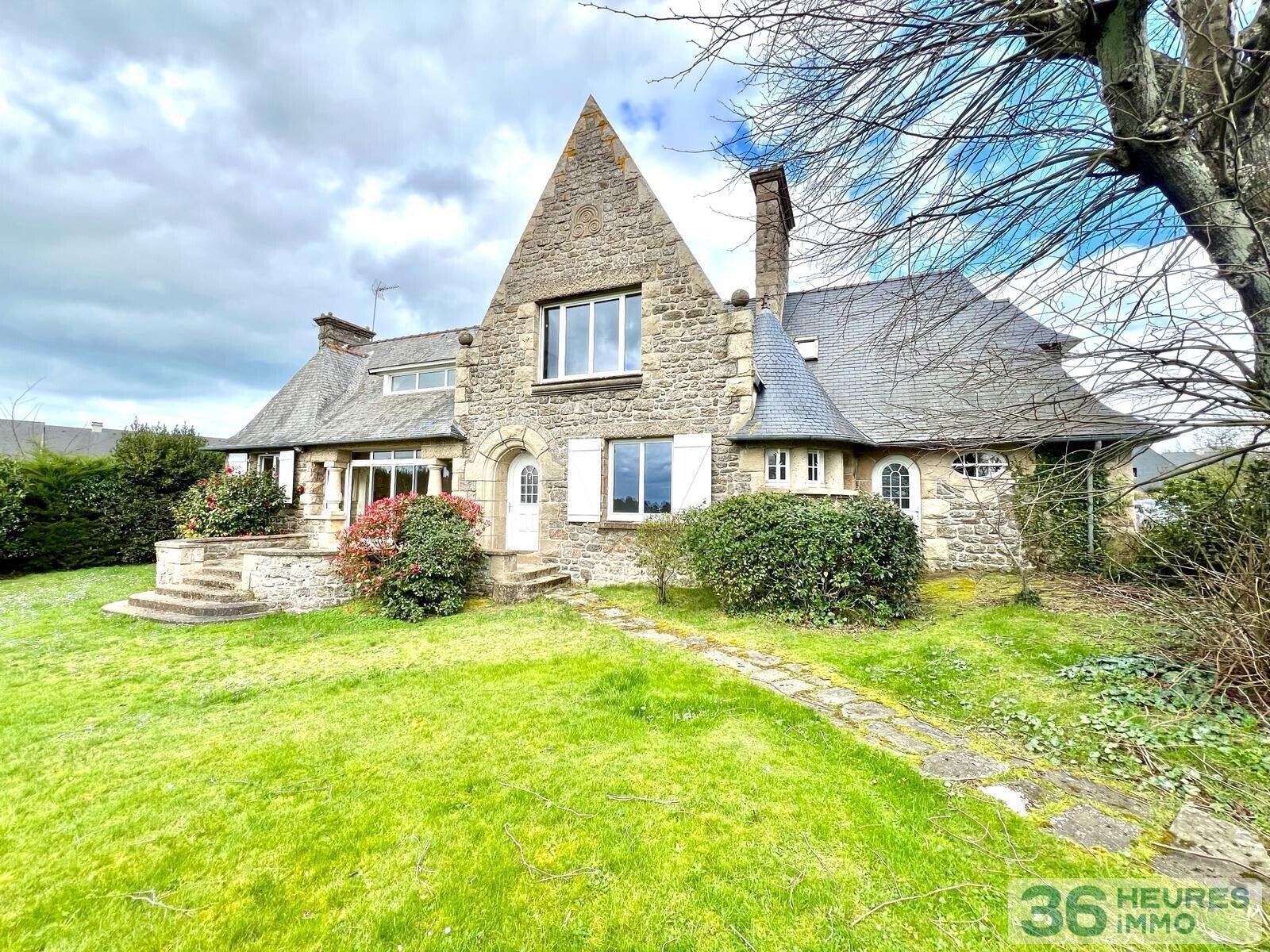 VILLA AVEC VUE MER