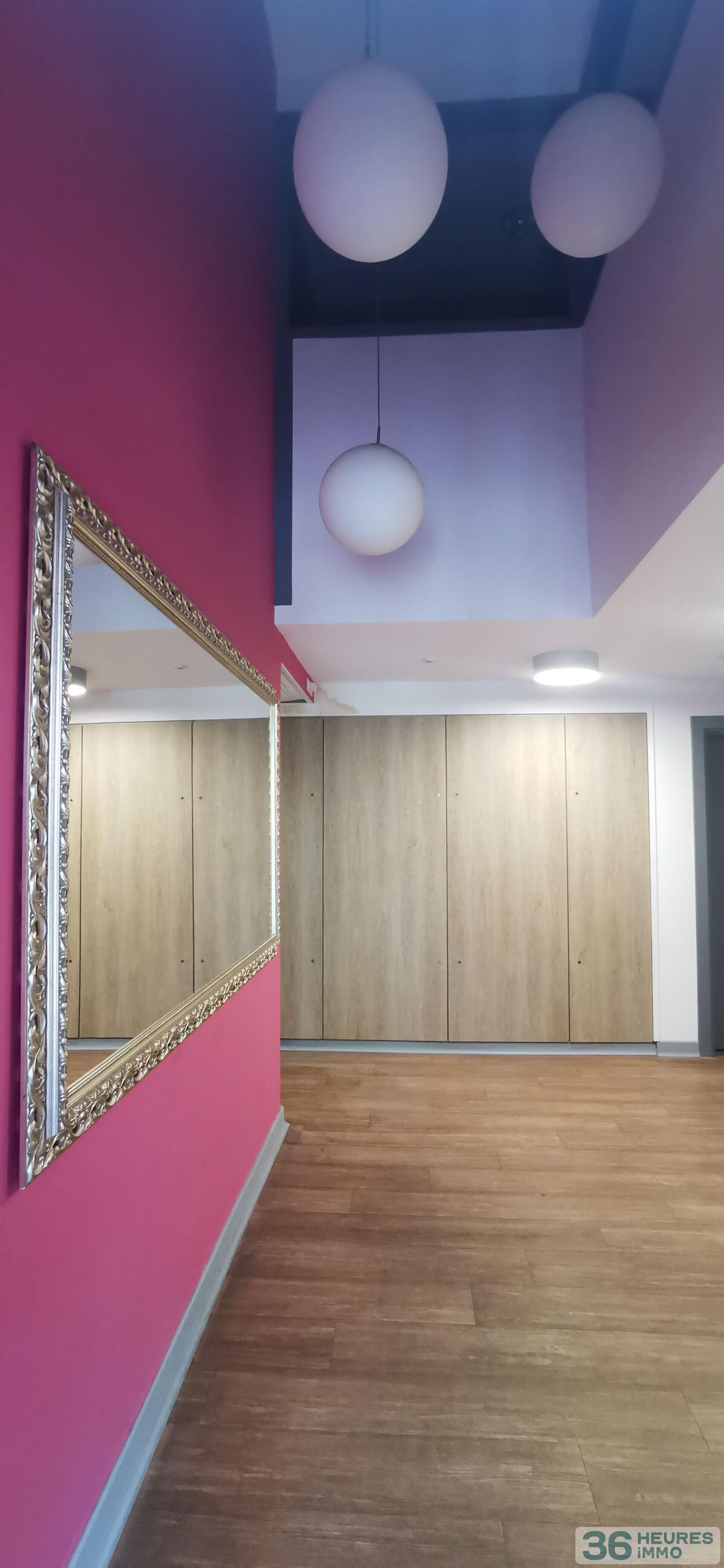 T2 loué avec terrasse et parking