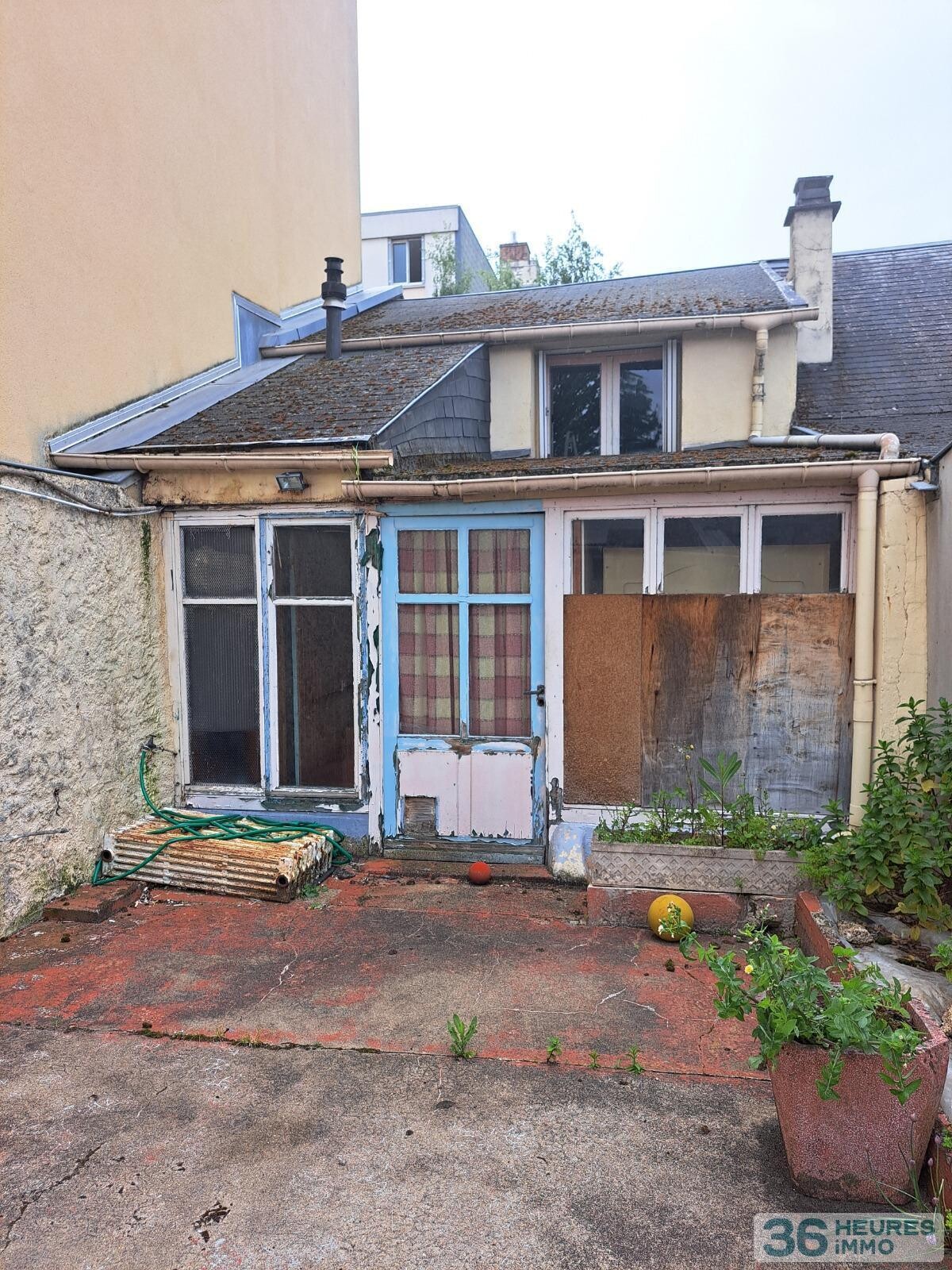 QUARTIER SAINT PAVIN - MAISON AVEC JARDINET