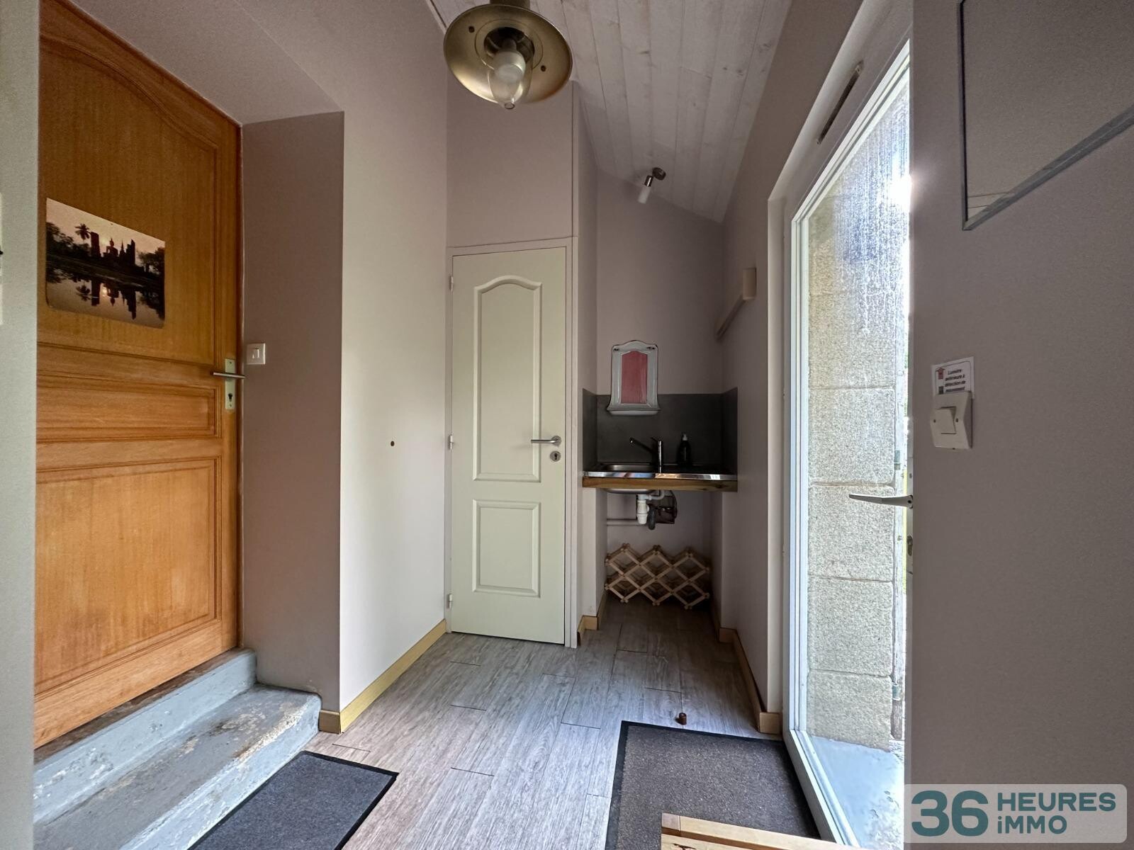 A GUENGAT - Maisonnette de 57m² s/ 747 m² de terrain 
