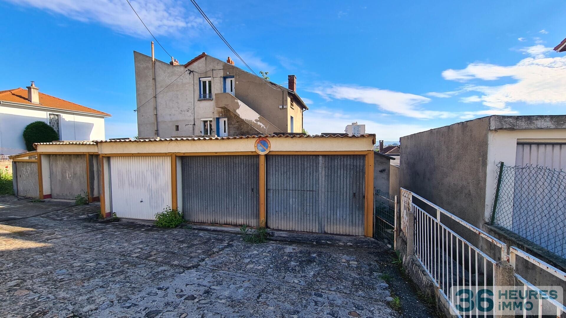 MAISON AVEC TERRAIN ET GARAGE