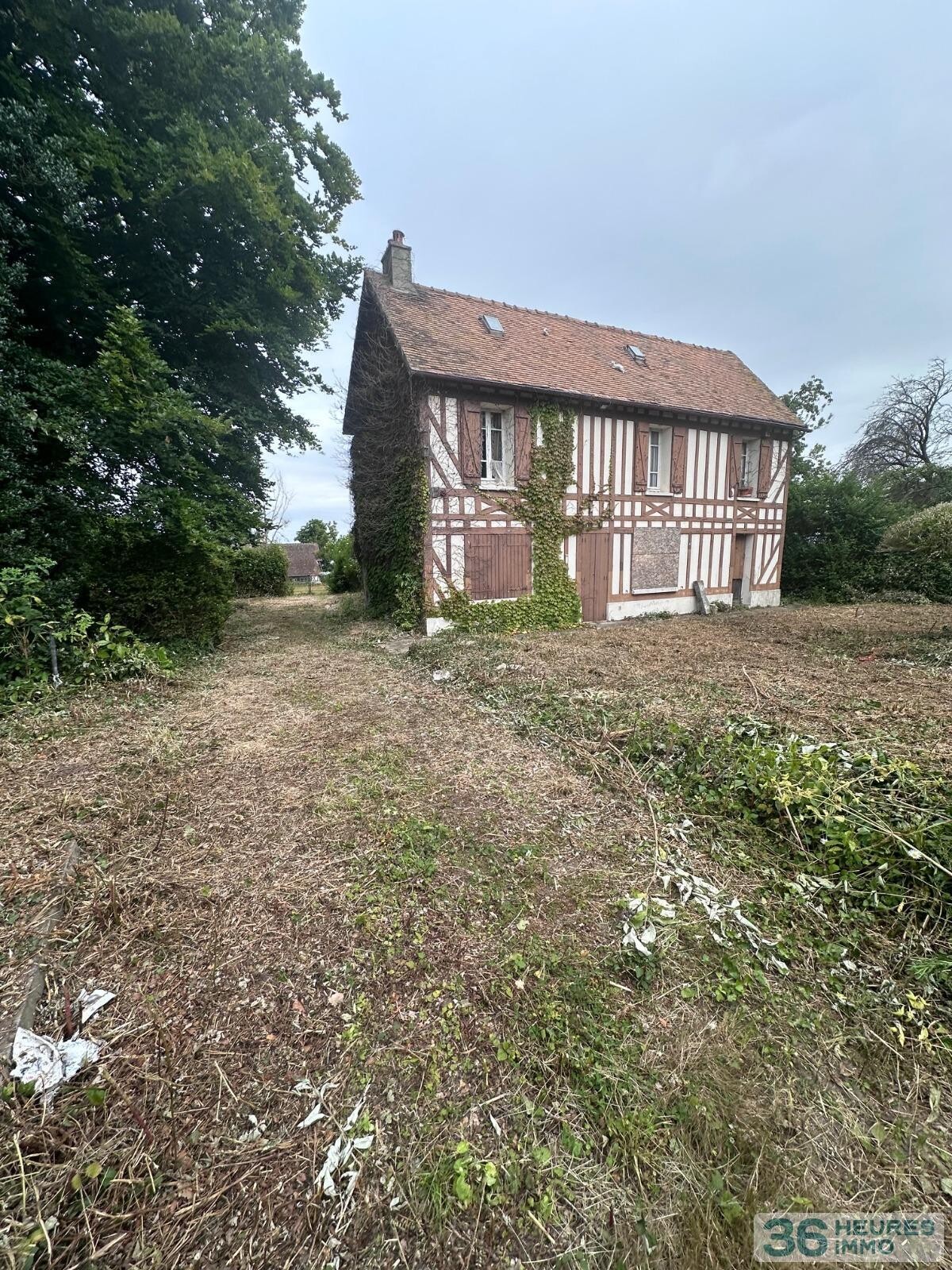SITUATION EXCEPTIONNELLE MAISON AVEC ACCES DIRECT PLAGE