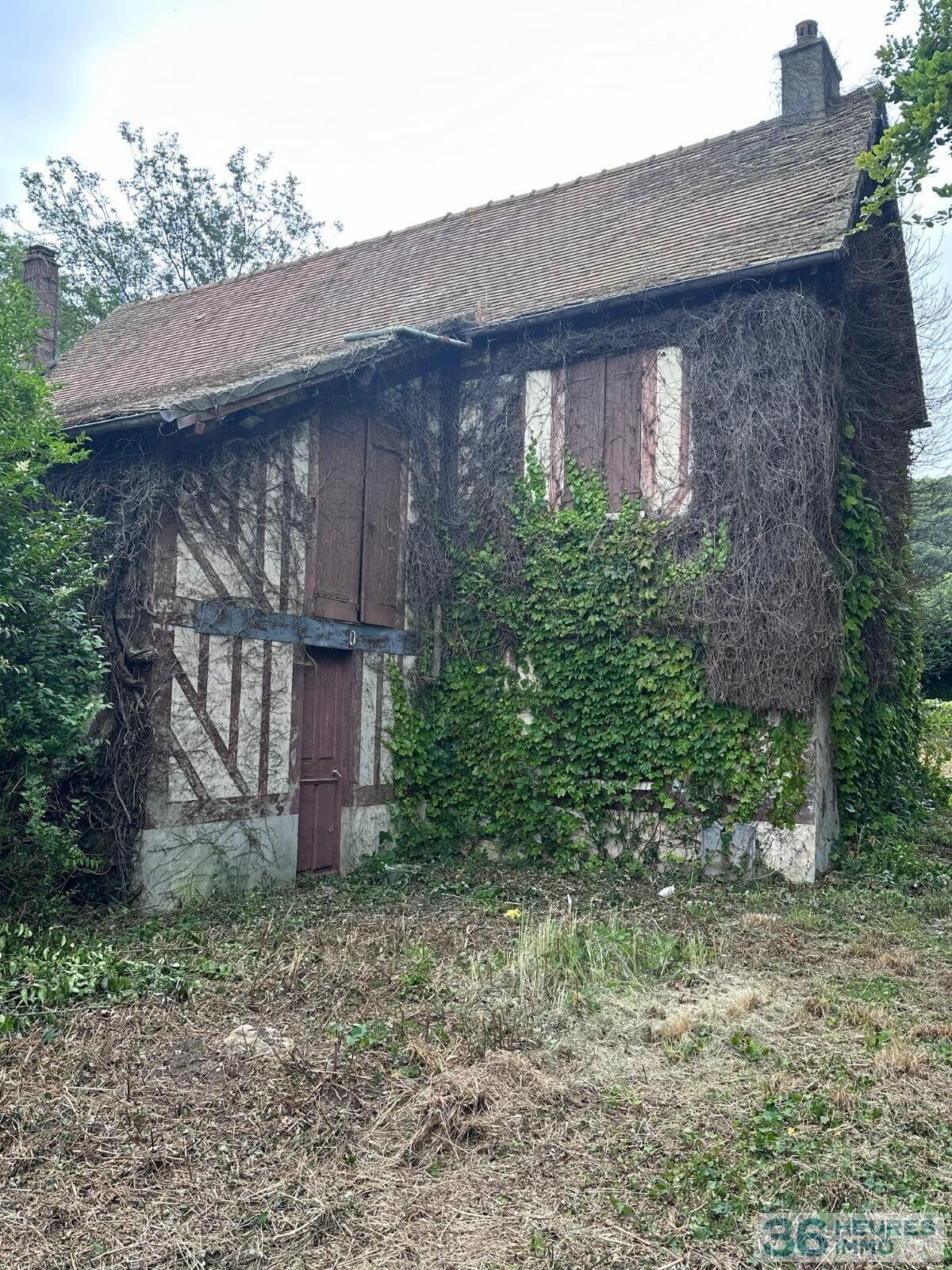 SITUATION EXCEPTIONNELLE MAISON AVEC ACCES DIRECT PLAGE