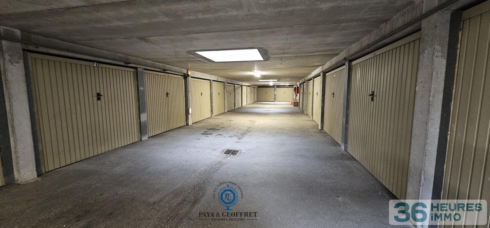 Appartement de 29m² avec terrasse et garage au LA LAVANDOU