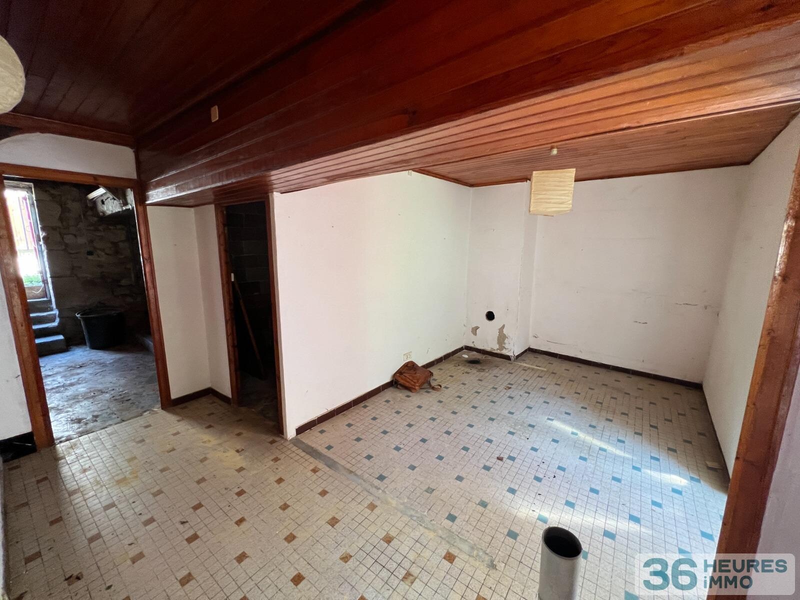 MAISON EN PIERRES 