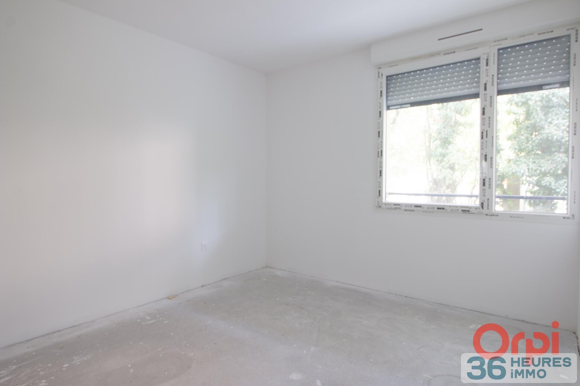  Appartement rez-de-jardin avec cave + parking