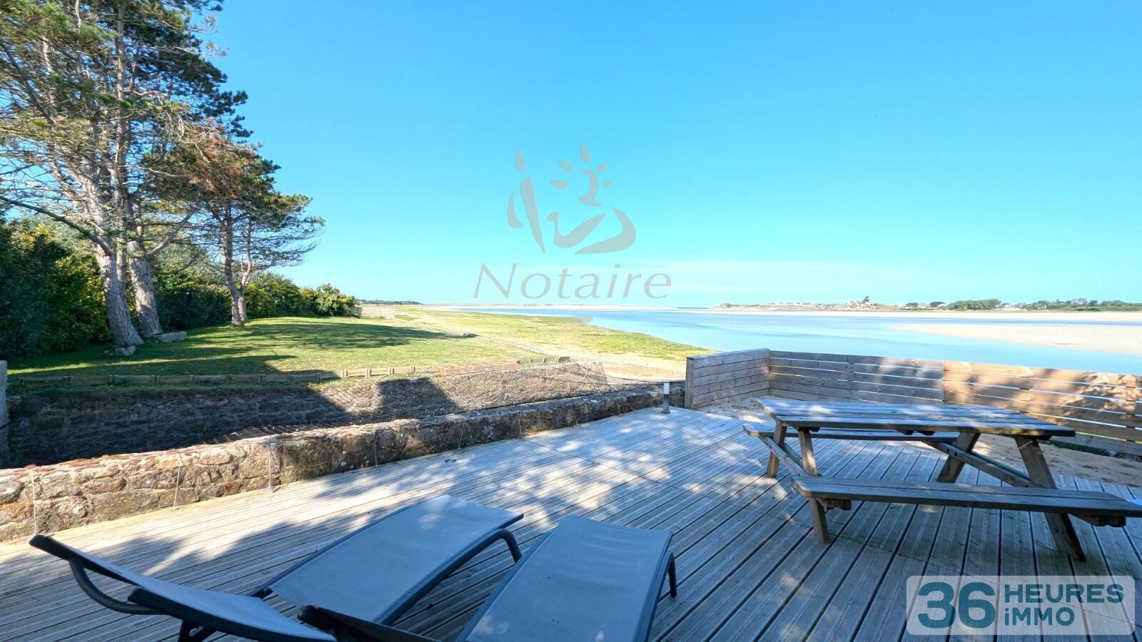 Maison en pierre avec vue mer panoramique