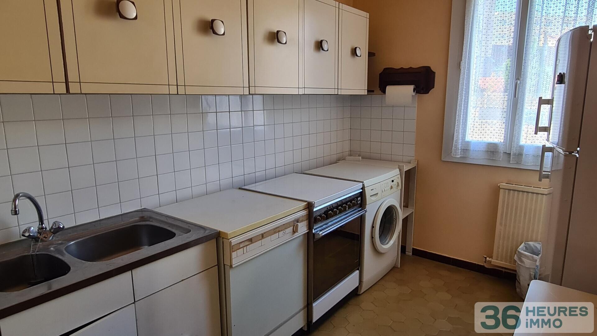 APPARTEMENT T3 75M2 A RENOVER