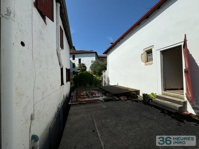 MAISON TYPIQUE PAYS BASQUE