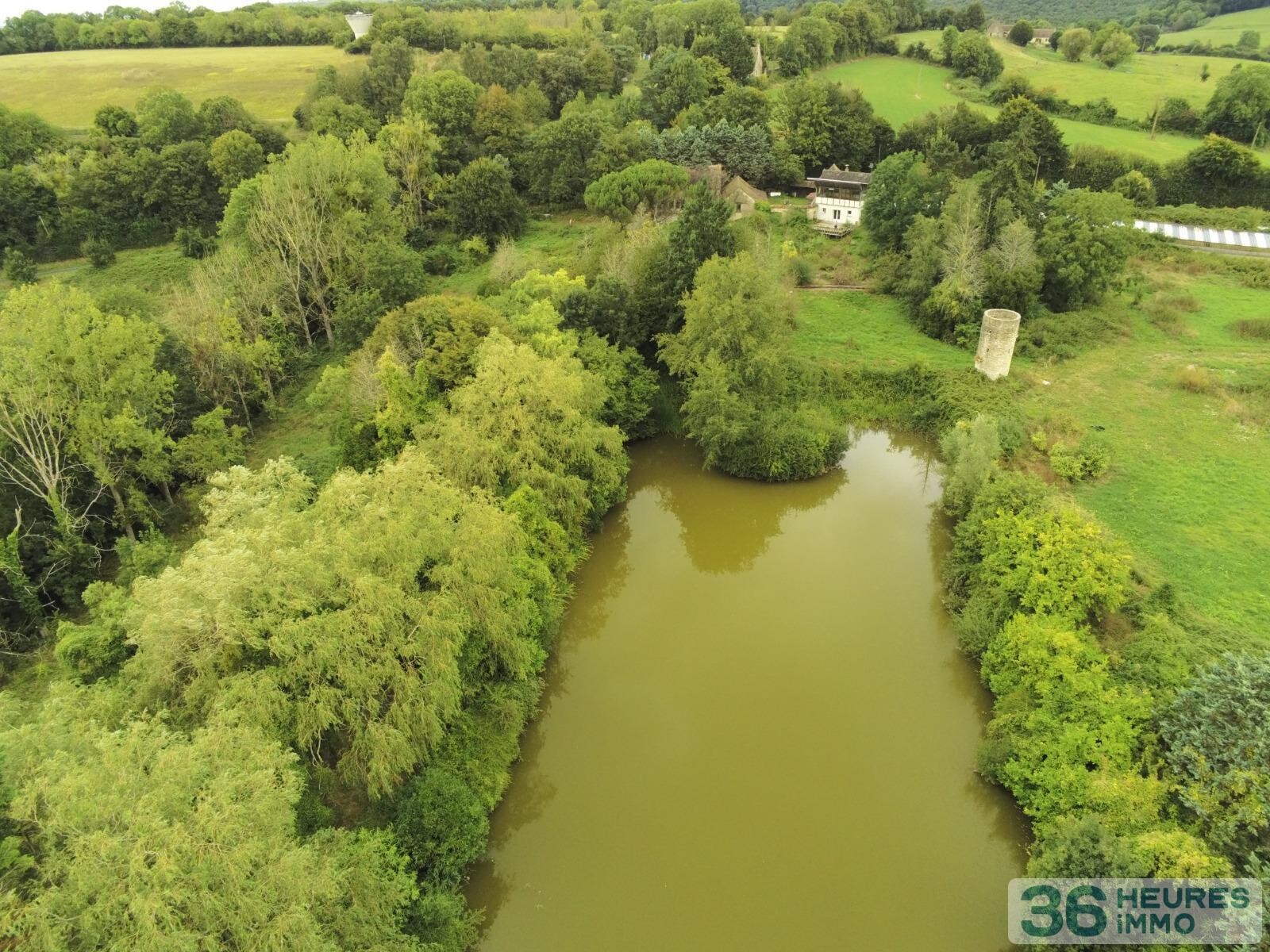 Au cœur du parc régional du Perche, Propriété sur 6ha avec étang.