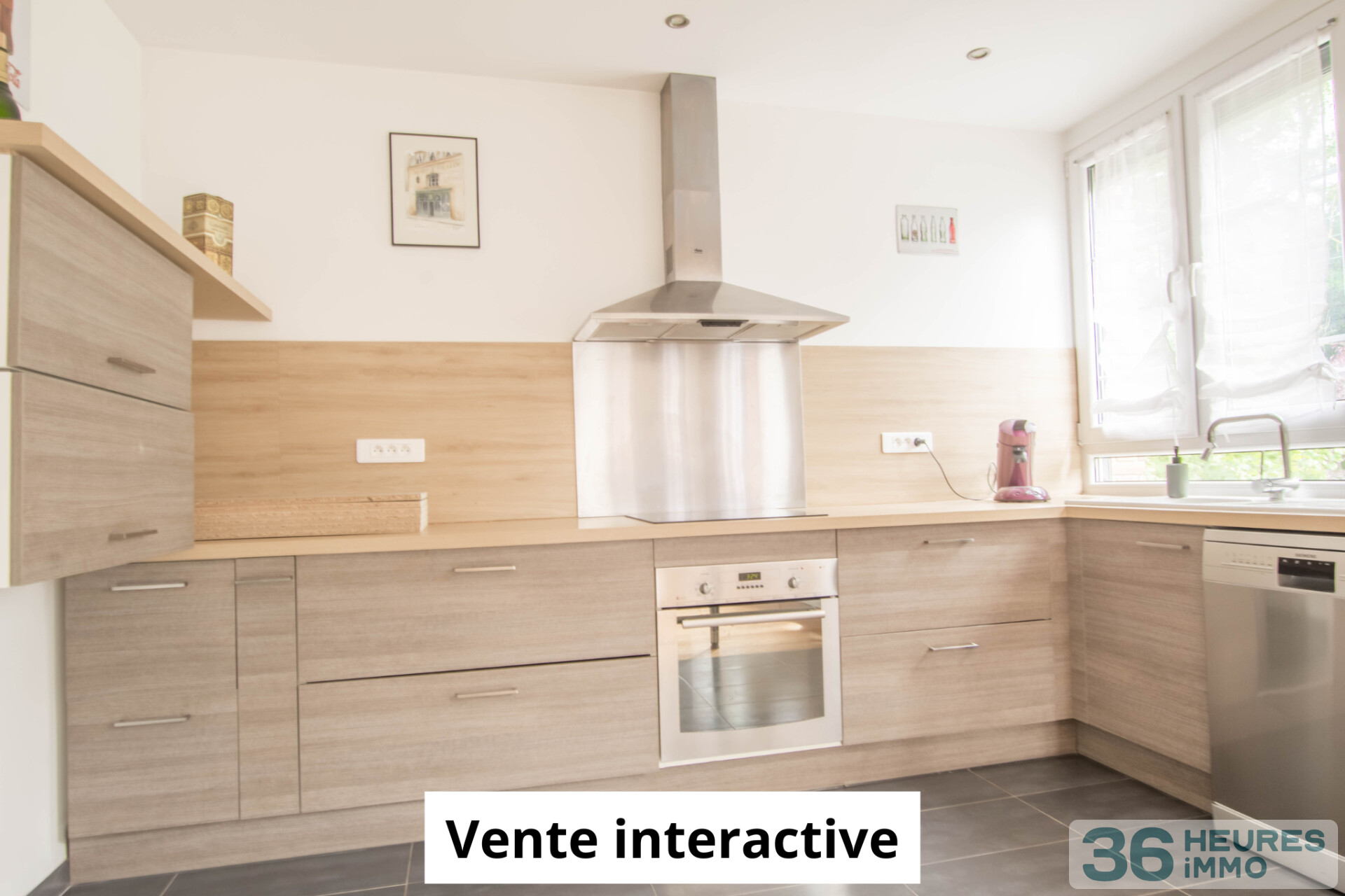 *** MAISON INDIVIDUELLE AVEC VUE SUR LA TOUR DE MONTLHERY - PROCHE DE TOUTES COMMODITES - BOX EN SOUS SOL ***