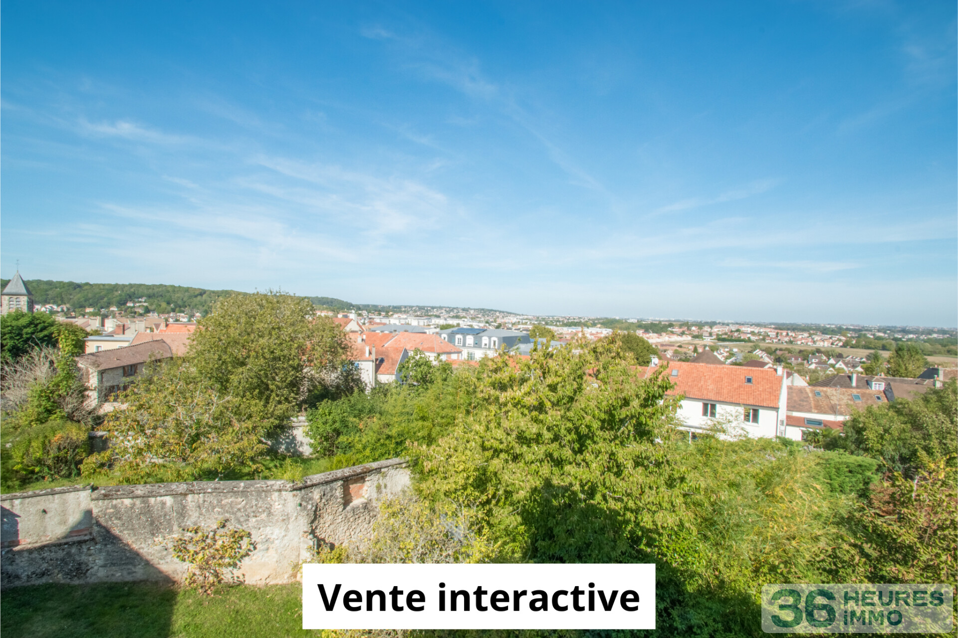 *** MAISON INDIVIDUELLE AVEC VUE SUR LA TOUR DE MONTLHERY - PROCHE DE TOUTES COMMODITES - BOX EN SOUS SOL ***