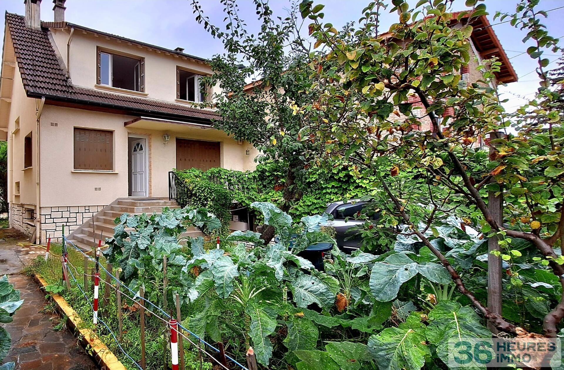MAISON AVEC DEUX UNITÉS D'HABITATIONS 