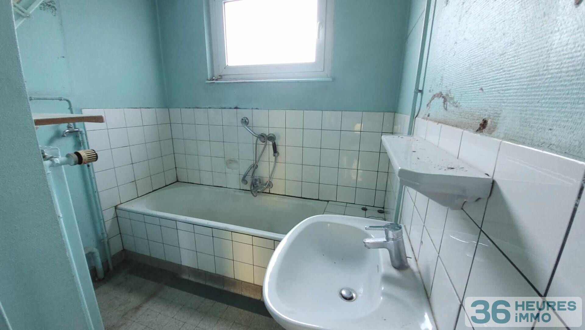 OBERHOFFEN-SUR-MODER Maison à rénover !! 