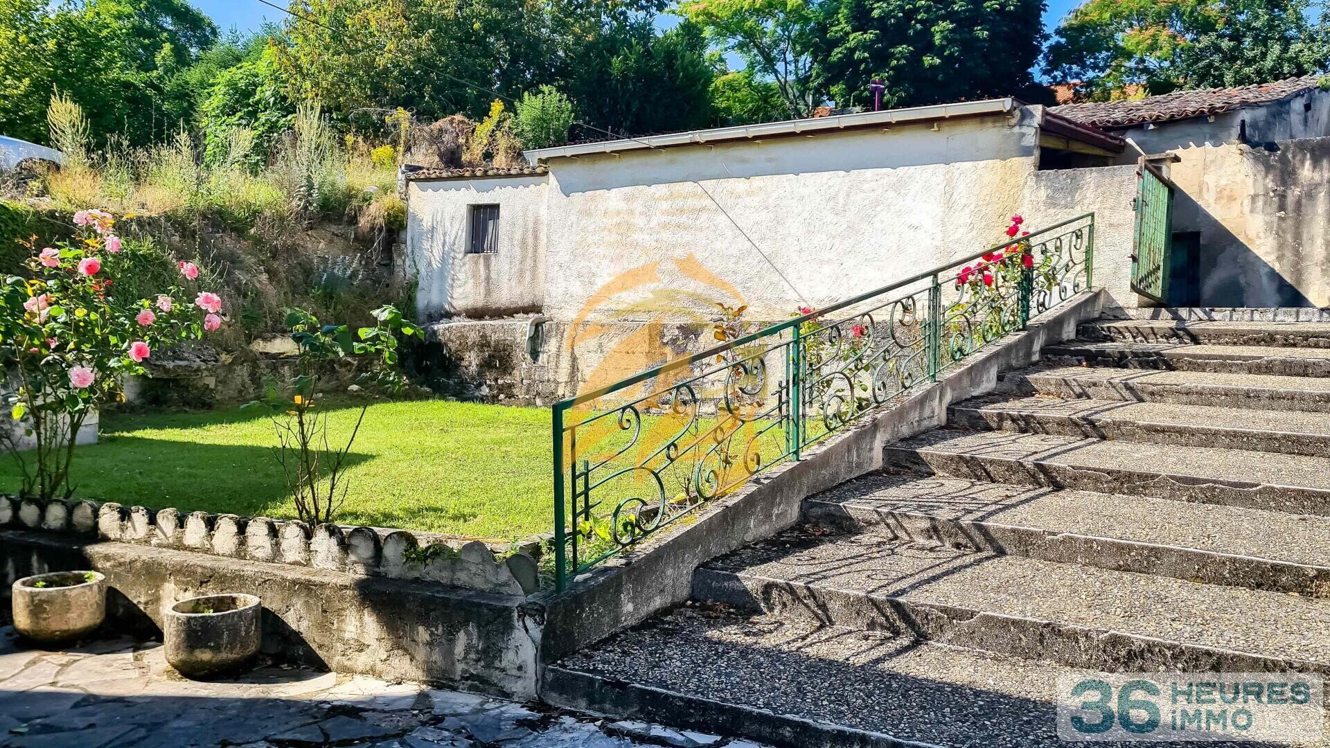 Maison de 125 m2 habitables à Voeuil-et-Giget