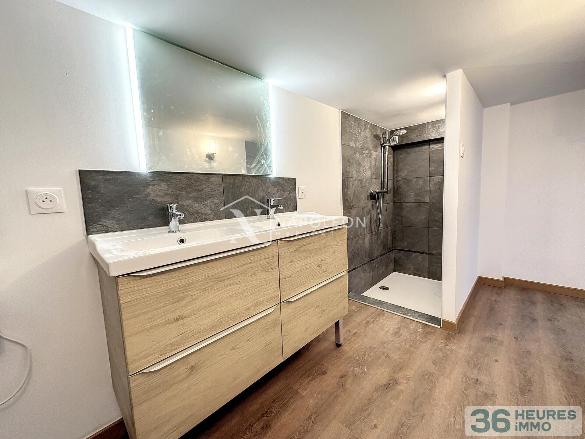 Ensemble de 2 lofts